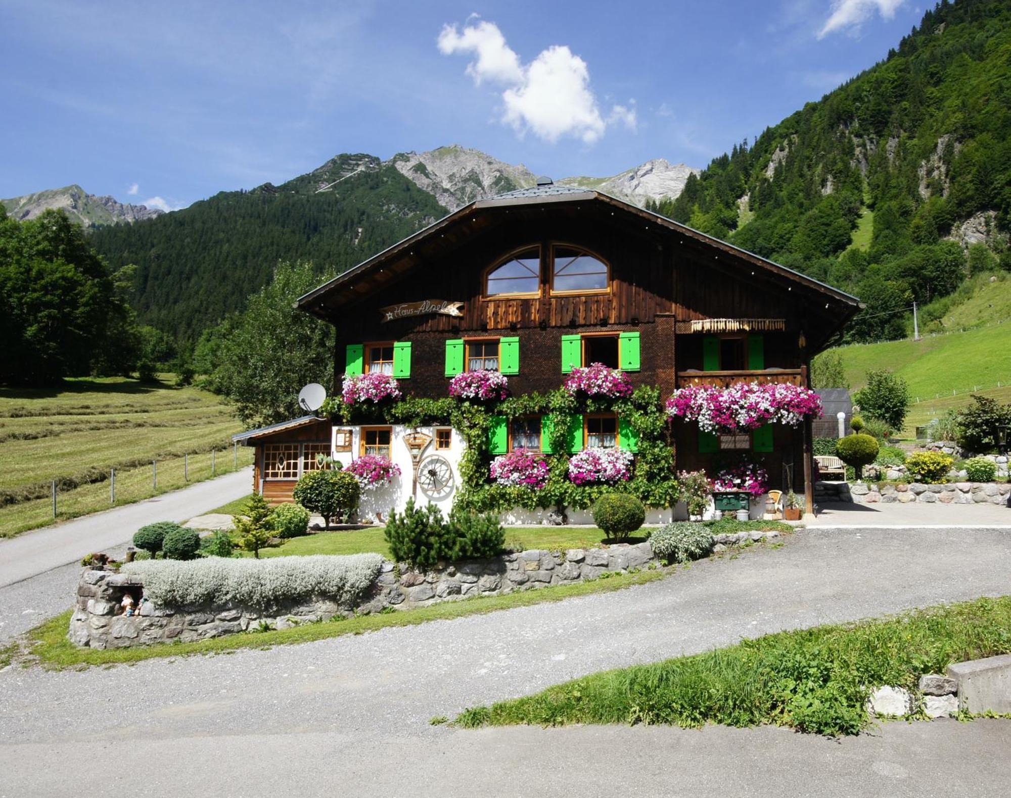 Haus Aelpele Apartment Klosterle am Arlberg Luaran gambar