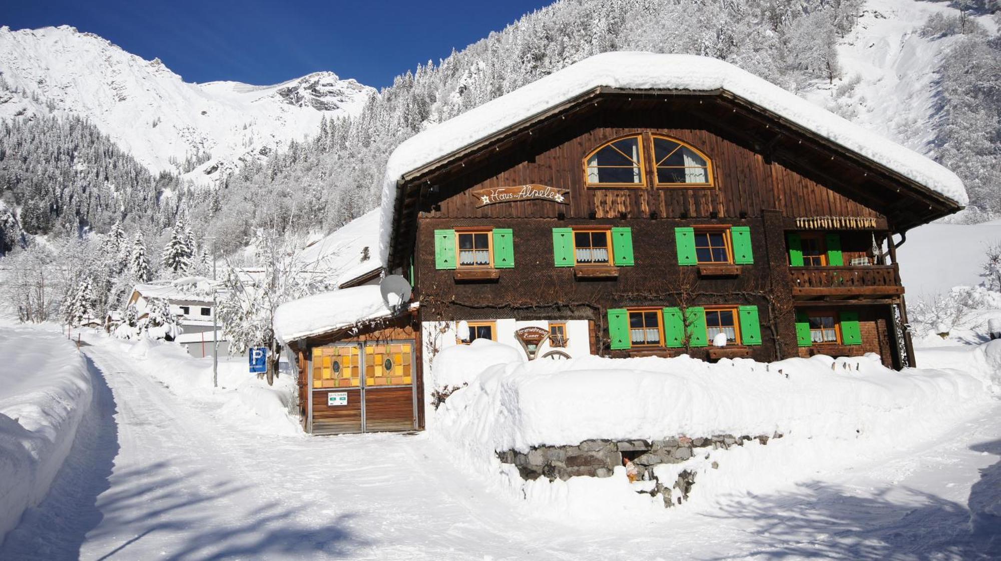 Haus Aelpele Apartment Klosterle am Arlberg Luaran gambar